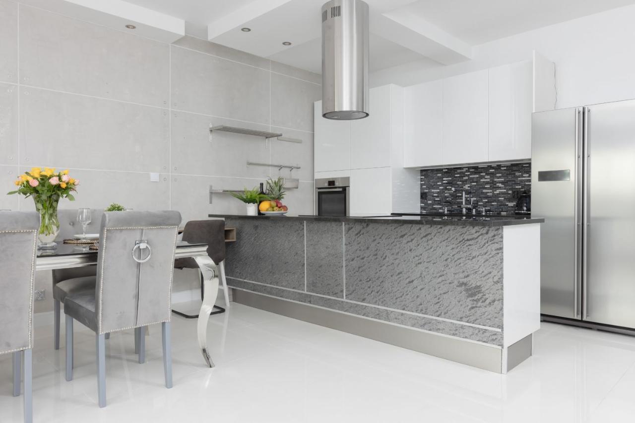 Warsaw Silver Residence By Renters Prestige Eksteriør billede
