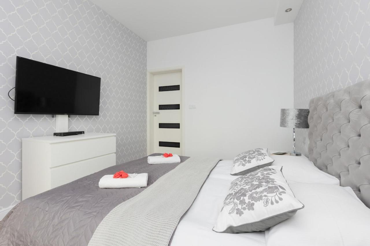 Warsaw Silver Residence By Renters Prestige Eksteriør billede